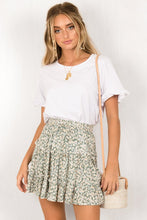 Load image into Gallery viewer, High waist ruffled floral skirt printed beach A-line skirt
