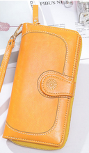 Load image into Gallery viewer, Ladies Wallet Wallet Women Long Large-capacity Retro Coin Mobile Phone Bag
