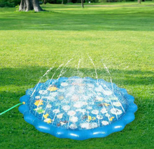 Load image into Gallery viewer, Lace water jet mat Children outdoor play mat Water pad
