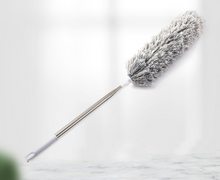 Load image into Gallery viewer, Feather duster retractable retractable dust brush
