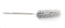 Load image into Gallery viewer, Feather duster retractable retractable dust brush
