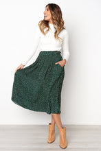 Load image into Gallery viewer, Pleated women&#39;s pleated skirt long skirt
